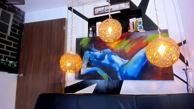 victoria aleia  online show from 11-20-25, 09:14