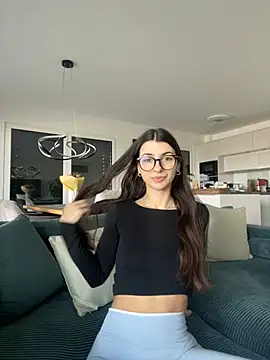 Wildberry  online show from 03-08-26, 07:23