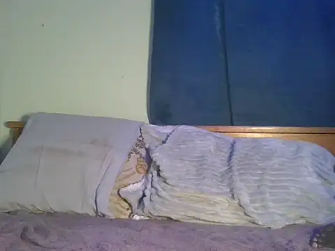 HUNKY-SMITH online show from 12-17-25, 03:07