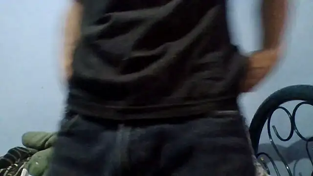 Snapshot of Leonul chatting on 11-14-25, 05:55 Leonul online show from 11-14-25, 05:55