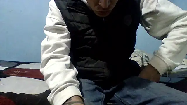 Snapshot of Leonul chatting on 01-14-26, 02:39 Leonul online show from 01-14-26, 02:39