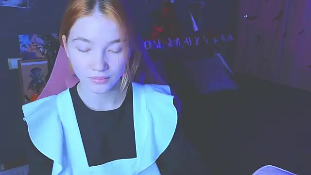 Snapshot of erikabrian chatting on 10-25-25, 07:49 erikabrian online show from 10-25-25, 07:49