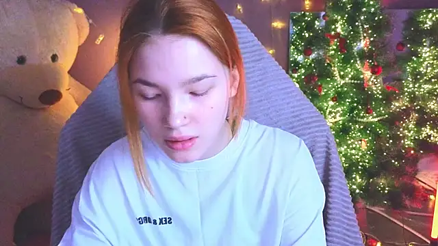 Snapshot of erikabrian chatting on 12-18-25, 09:48 erikabrian online show from 12-18-25, 09:48