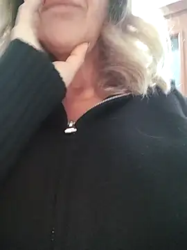 Snapshot of JasmineNoir2 chatting on 02-07-26, 06:44 JasmineNoir2 online show from 02-07-26, 06:44