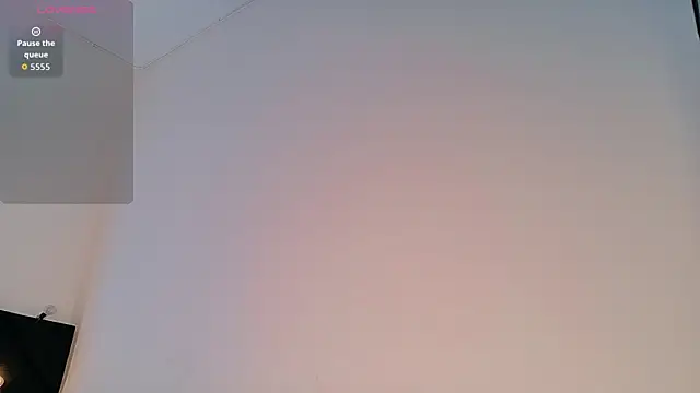 Snapshot of littleebluee chatting on 07-10-26, 08:00 littleebluee online show from 07-10-26, 08:00