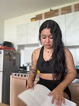 Pretty Isadora online show from 03-19-26, 02:10