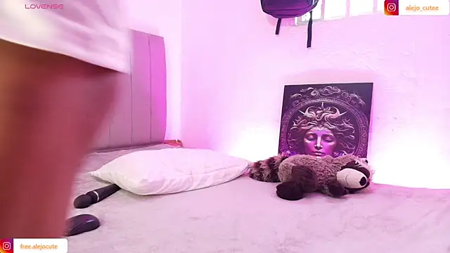 alejo cute online show from 02-05-25, 10:12