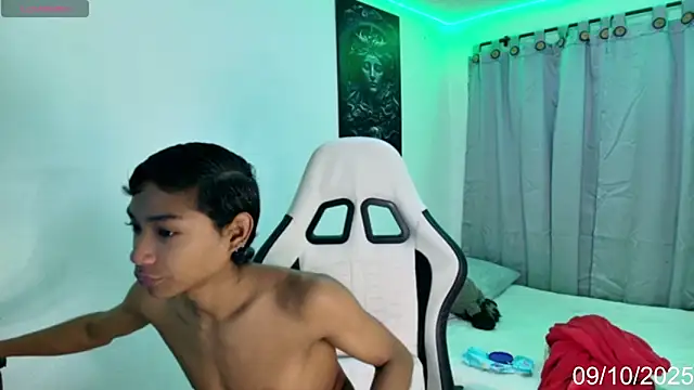 alejo cute online show from 10-09-25, 07:56