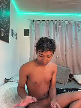 alejo cute online show from 05-26-26, 01:18