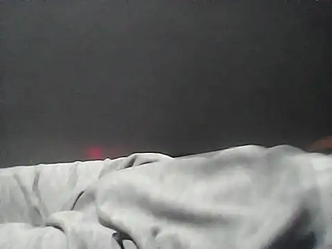 Snapshot of OminousSnug chatting on 09-16-25, 02:56 OminousSnug online show from 09-16-25, 02:56