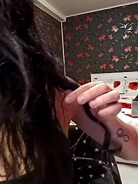 loryyy sexyyy online show from 04-14-26, 06:47