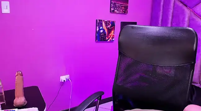 Amy hoy69 online show from 02-10-25, 08:42