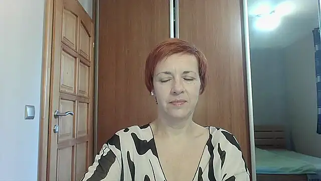 LoraLoraMay online show from 07-08-26, 01:04