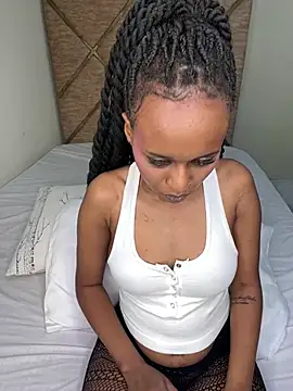 Snapshot of Star_Light2 chatting on 12-29-24, 12:20 Star Light2 online show from 12-29-24, 12:20