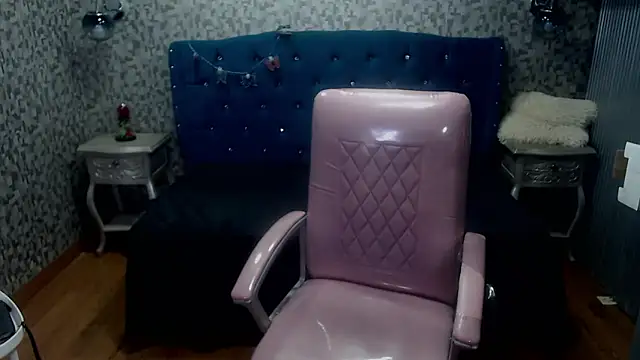 CurvyJulieth online show from 06-07-26, 09:07