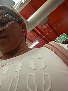 natally ross21 online show from 09-11-25, 02:06