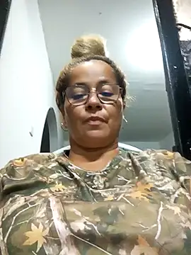 natally ross21 online show from 11-16-25, 03:34