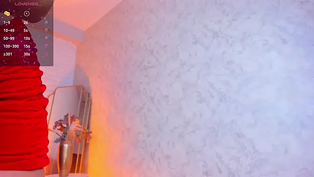 Snapshot of VictoriaMilan_ chatting on 03-12-25, 10:39 VictoriaMilan online show from 03-12-25, 10:39
