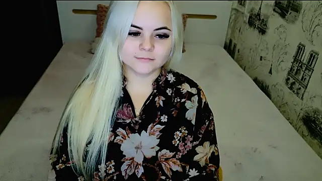 lovely-eyes online show from 11-25-25, 04:29