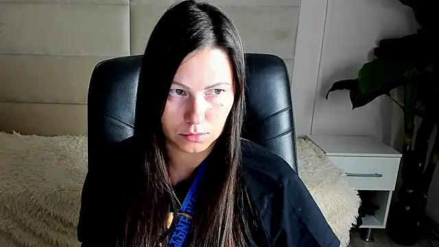 Snapshot of Dana__dom chatting on 10-20-25, 12:33 Dana dom online show from 10-20-25, 12:33