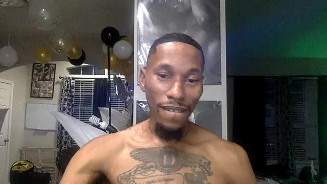 Snapshot of KingDerRico chatting on 01-11-26, 11:10 KingDerRico online show from 01-11-26, 11:10