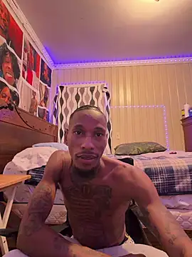 Snapshot of KingDerRico chatting on 07-28-26, 01:45 KingDerRico online show from 07-28-26, 01:45