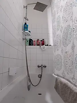 Snapshot of Chriso0007 chatting on 01-08-26, 01:02 Chriso0007 online show from 01-08-26, 01:02