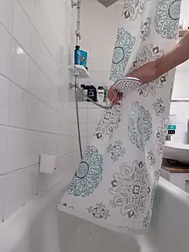 Snapshot of Chriso0007 chatting on 02-11-26, 06:40 Chriso0007 online show from 02-11-26, 06:40