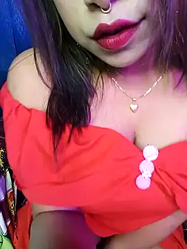 Snapshot of beauty_alina chatting on 02-09-25, 10:42 beauty alina online show from 02-09-25, 10:42