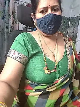 Snapshot of Rani_Darling_99 chatting on 03-12-26, 05:41 Rani Darling 99 online show from 03-12-26, 05:41