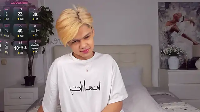 Felix Rey online show from 02-22-25, 04:19