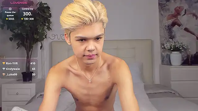 Felix Rey online show from 02-23-25, 11:04