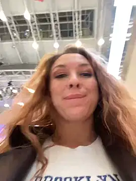 Sweet   Emily online show from 01-05-25, 05:09