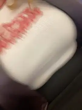 Snapshot of Sweet___Emily chatting on 11-25-25, 01:22 Sweet Emily online show from 11-25-25, 01:22