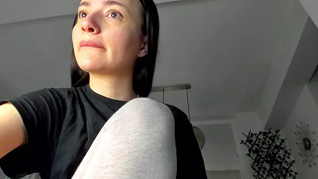 IreneVON online show from 01-21-25, 05:38