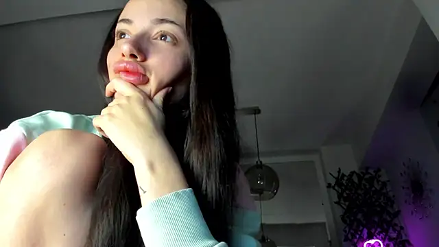 IreneVON online show from 02-10-25, 03:42