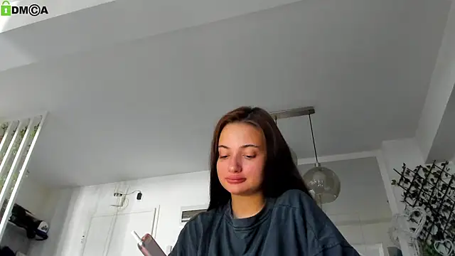 Snapshot of IreneVON chatting on 06-11-26, 04:32 IreneVON online show from 06-11-26, 04:32