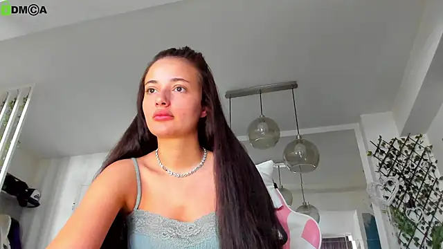 Snapshot of IreneVON chatting on 06-27-26, 05:34 IreneVON online show from 06-27-26, 05:34