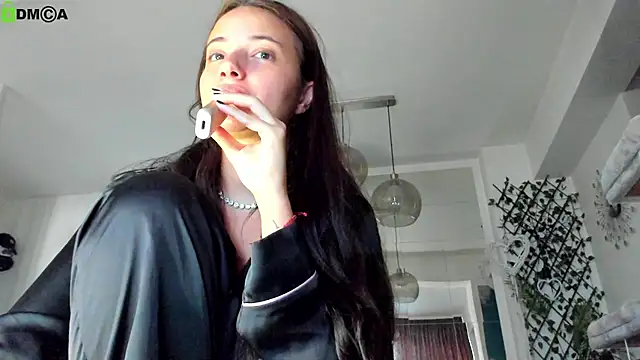 Snapshot of IreneVON chatting on 07-22-26, 04:04 IreneVON online show from 07-22-26, 04:04