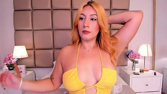 Snapshot of Emily_robertss chatting on 02-01-25, 03:19 Emily robertss online show from 02-01-25, 03:19