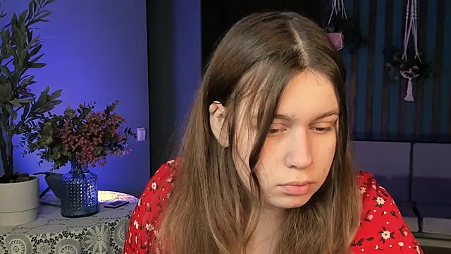 FioraMarmoris online show from 10-12-25, 05:28