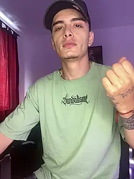 Snapshot of danny_42027 chatting on 01-08-25, 06:41 danny 42027 online show from 01-08-25, 06:41