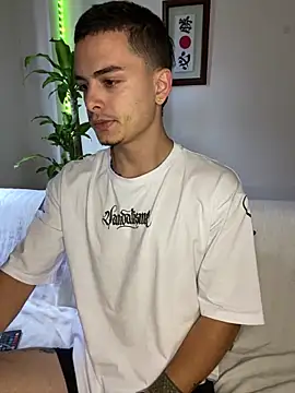 Snapshot of danny_42027 chatting on 02-27-25, 09:58 danny 42027 online show from 02-27-25, 09:58