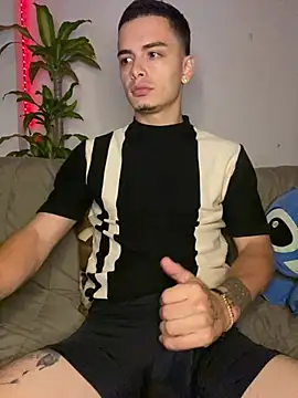 Snapshot of danny_42027 chatting on 03-05-25, 11:05 danny 42027 online show from 03-05-25, 11:05