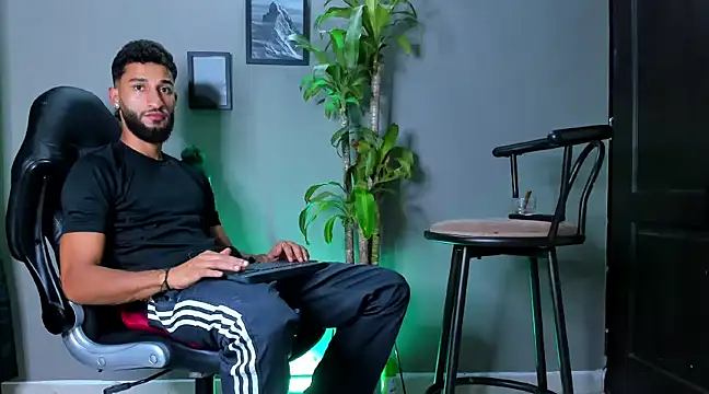 Damian 022 online show from 01-03-25, 01:38