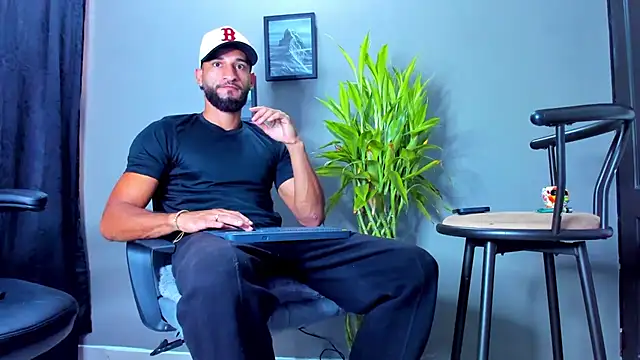 Damian 022 online show from 09-24-25, 01:58