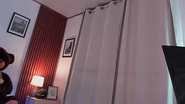 Snapshot of angeli_sexi chatting on 05-31-26, 12:30 angeli sexi online show from 05-31-26, 12:30