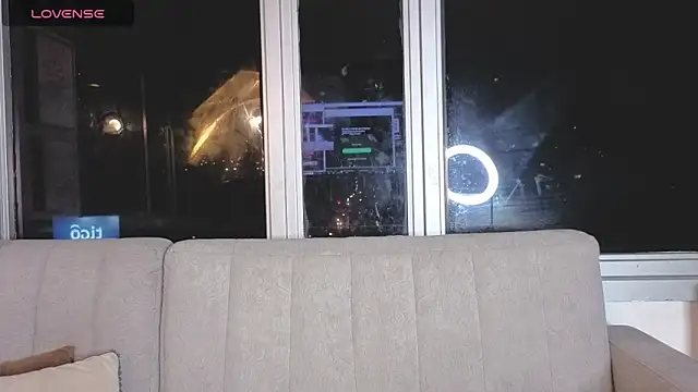 Snapshot of Bella_ev chatting on 05-05-26, 04:42 Bella ev online show from 05-05-26, 04:42
