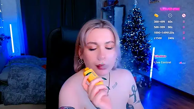 Blueberry-baby online show from 01-04-25, 11:06