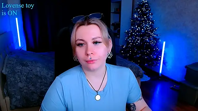 Blueberry-baby online show from 01-27-25, 08:39